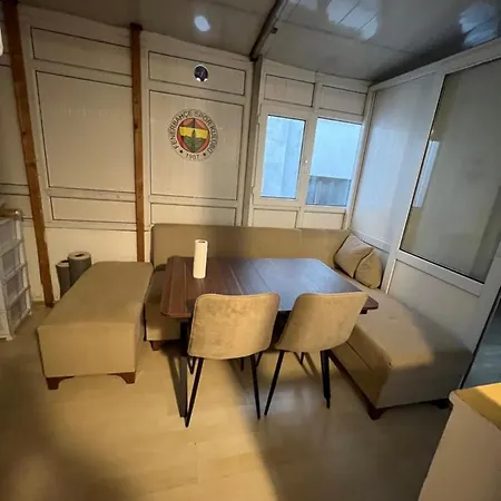 Kadikoy Yeldegirmeni Rahat Homestay