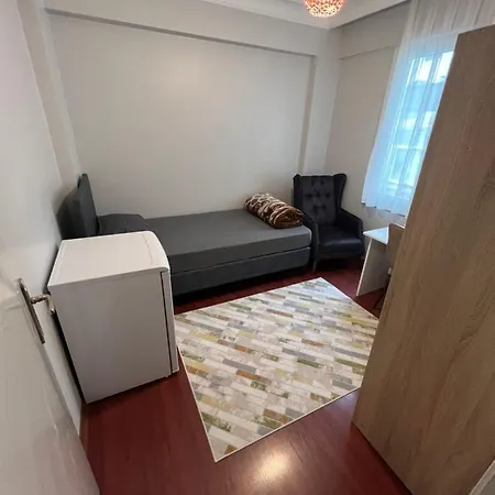 Kadikoy Yeldegirmeni Rahat Homestay Istanbul
